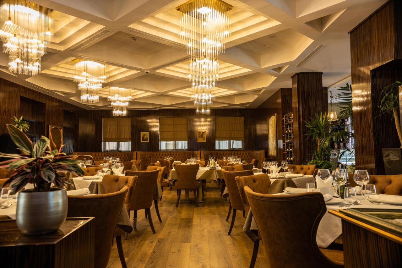 Hotel Golden Palace Shkoder Bagian luar foto