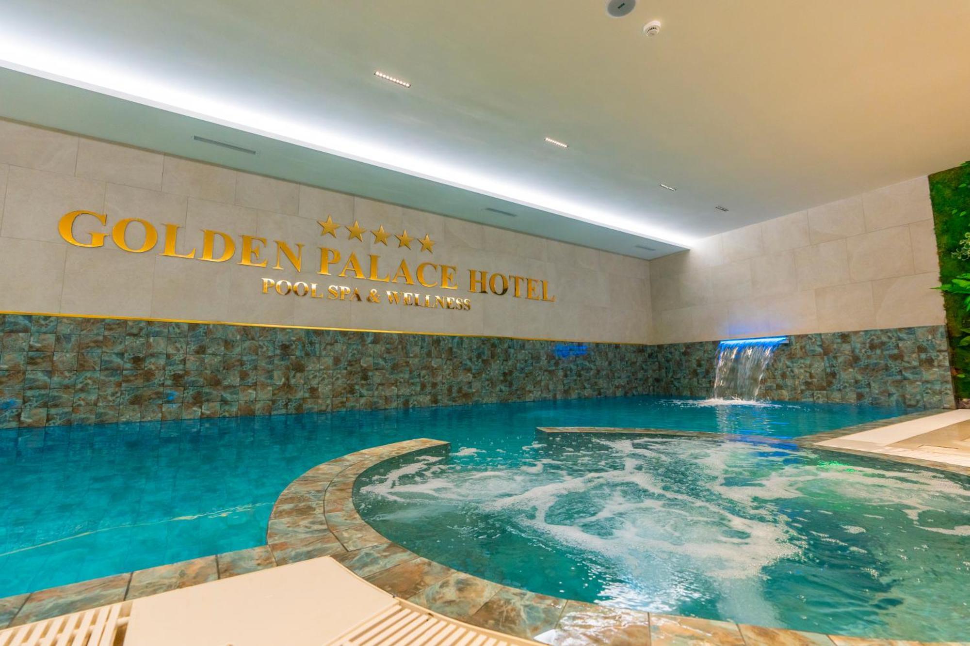 Hotel Golden Palace Shkoder Bagian luar foto